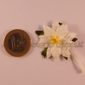 Poinsettia – fleur complète 1″ (2.5cm) – Lot de 2 – Blanc