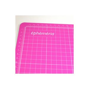 Ephéméria – Tapis de découpe 12″x12″ rose